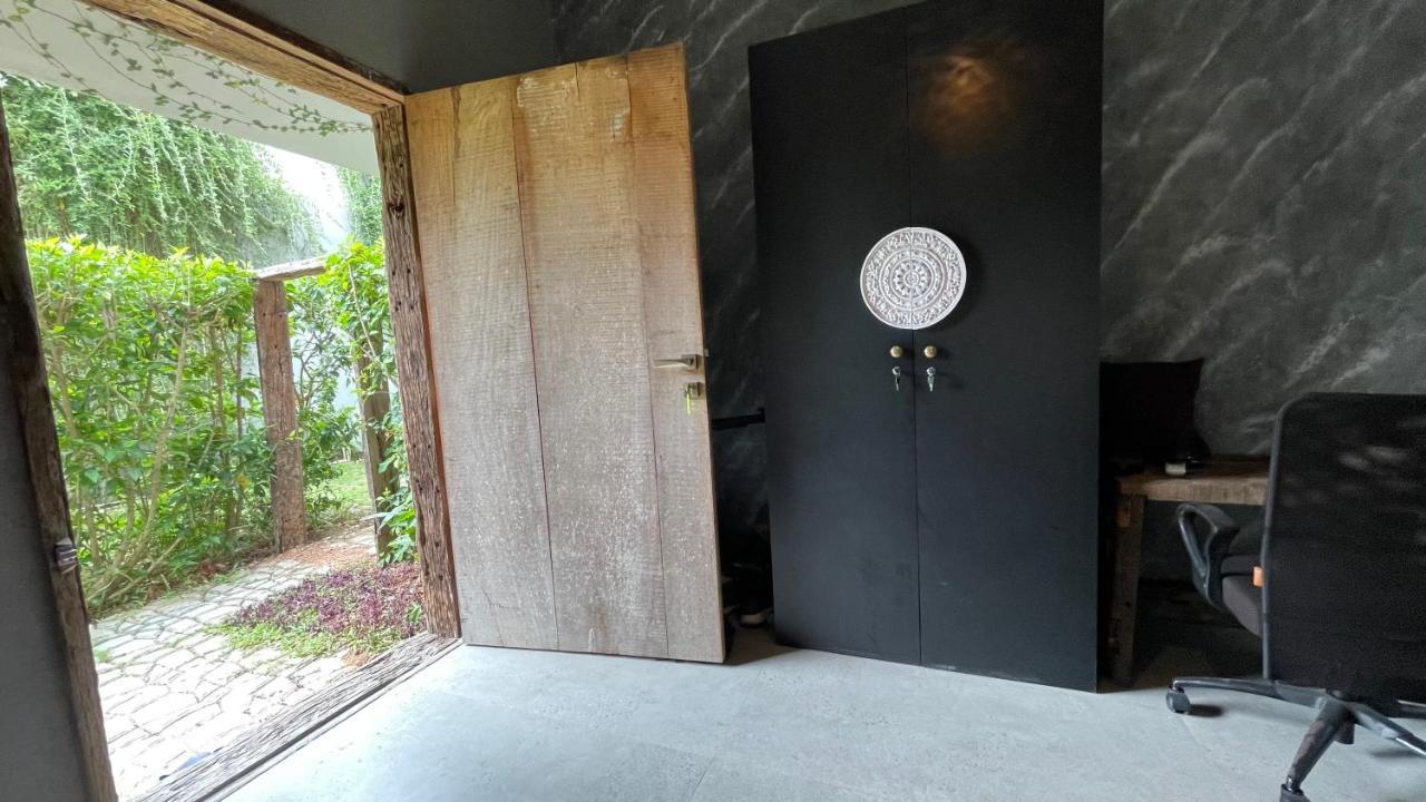 Antharyamin Hotel Thiruvananthapuram Exterior photo